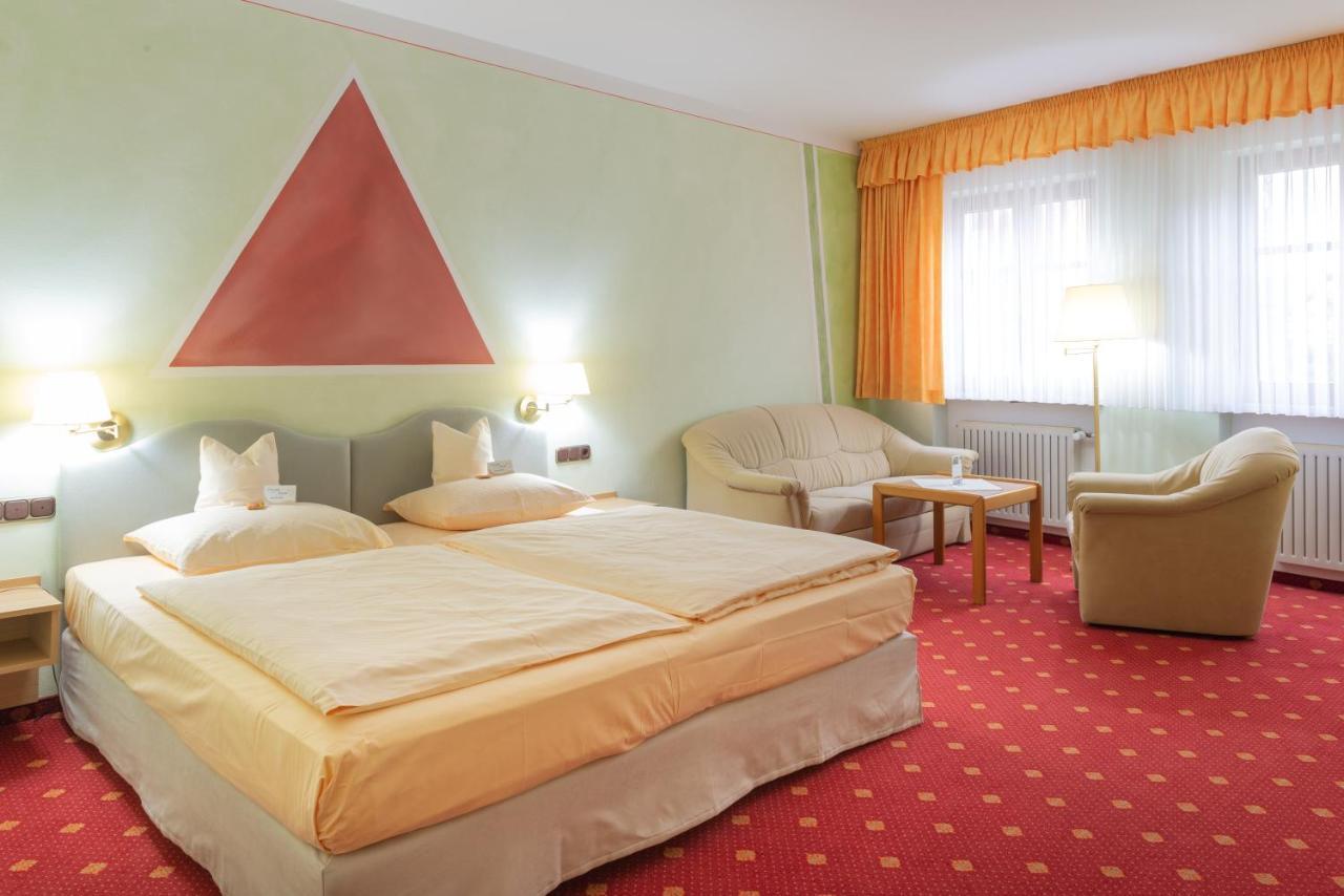 Goldener Schwan Hotel Garni Bad Windsheim Extérieur photo